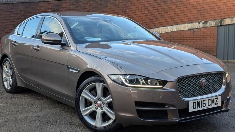 2016 Jaguar XE 2.0d Portfolio Auto AWD Euro 6 (s/s) 4dr Saloon Diesel Automatic
