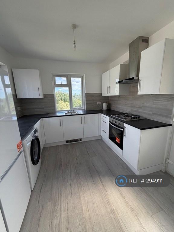2 bedroom flat in Locket Road, Harrow, HA3 (2 bed) (#2949111)