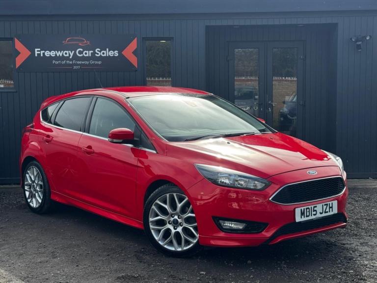 FORD FOCUS 1.0T EcoBoost Zetec S Hatchback 5dr Petrol Â
