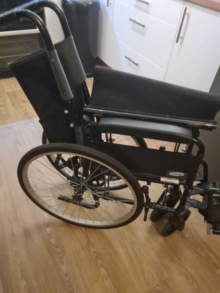 Wheel chair folds up for the car in excellent working order bargain at £60