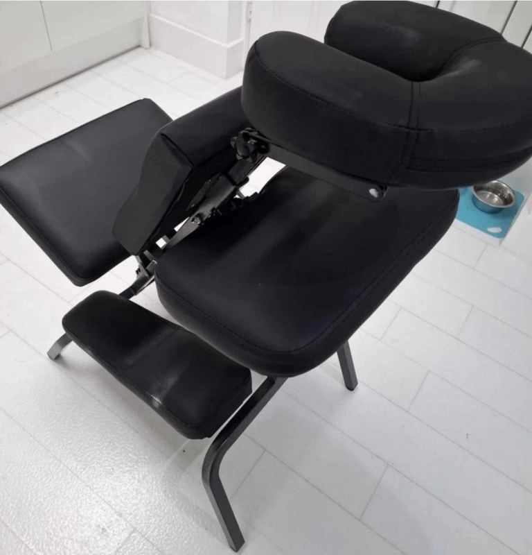 Massage chair brand new 