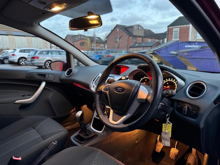 2010 Ford Fiesta 1.4 Zetec 5dr HATCHBACK PETROL Manual