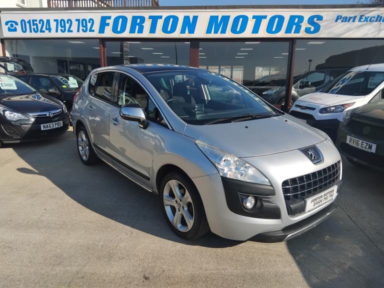 2013 Peugeot 3008 1.6 e-HDi 115 ALLURE 5DR AUTOMATIC ONE FORMER KEEPER FULL SERVICE HISTORY  HATC...