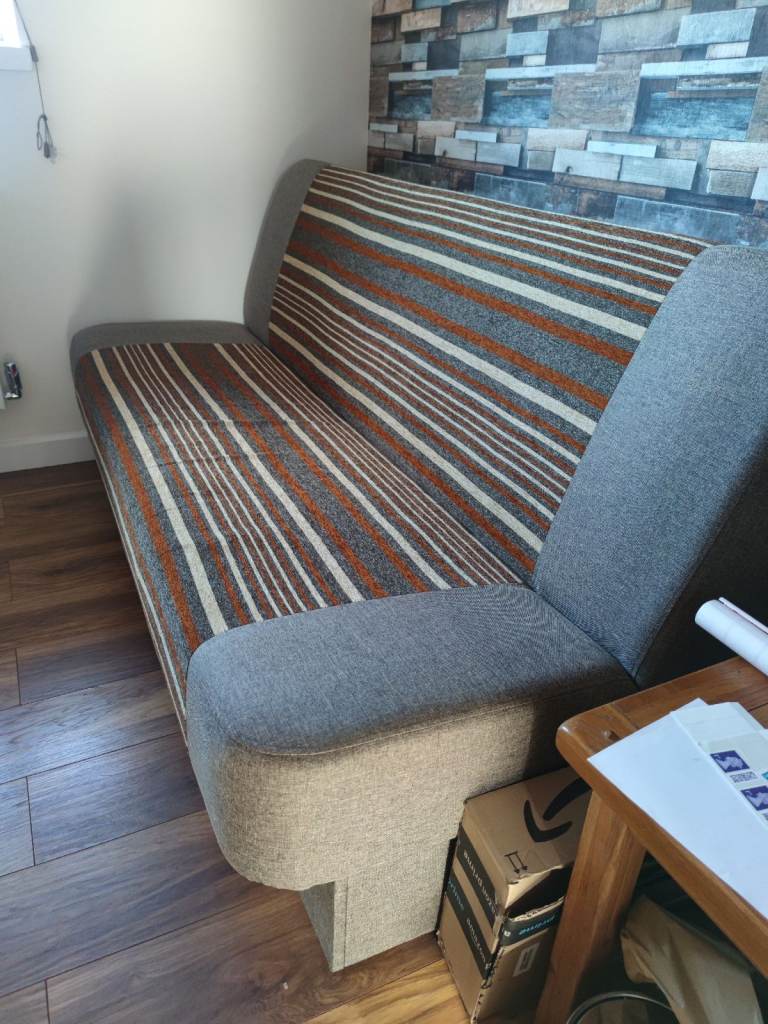 3 seater sofa bed