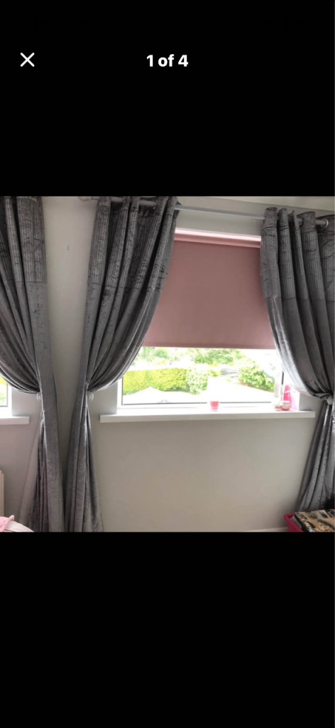 2 pairs of curtains 