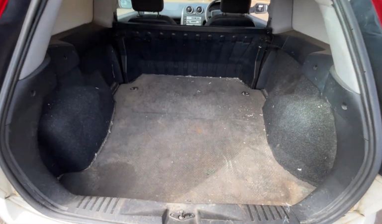 Ford, FIESTA, Car Derived Van, 2004, Manual, 1399 (cc)
