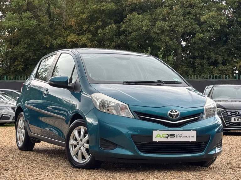 2012 Toyota Yaris 1.33 Dual VVT-i TR Euro 5 5dr Hatchback Petrol Manual