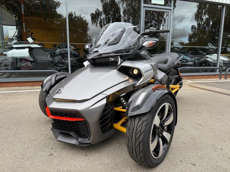 67 Plate Can-Am SPYDER F3s 1330cc 6 speed semi automatic trike supersport grille