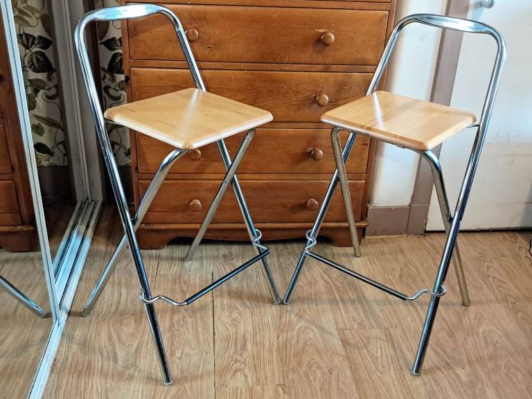 Brown Folding Bar Stools, Wooden Effect Seats, Footrests, Silver  tone Frame.