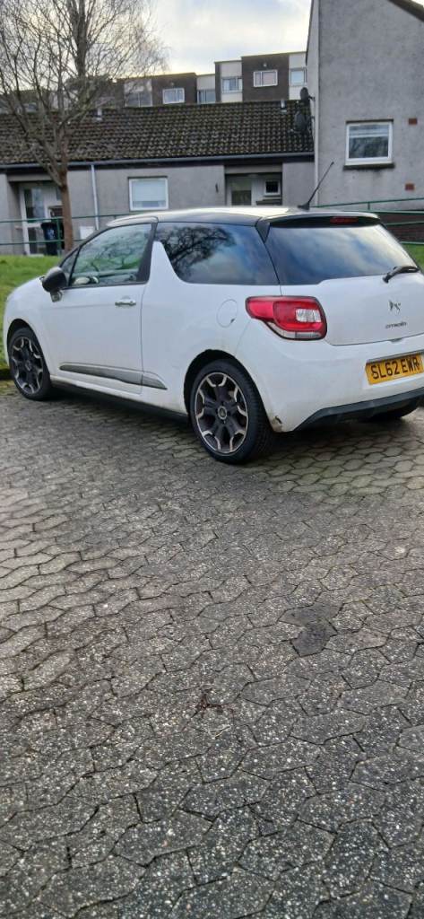 Citroen, DS3, Hatchback, 2012, Manual, 1598 (cc), 3 doors