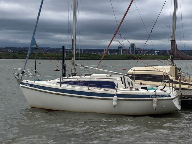 Leisure 23 SL Cruising Yacht
