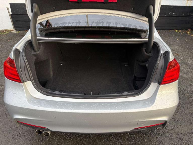 2014 BMW 3 Series 330d M Sport 4dr Step Auto SALOON DIESEL Automatic