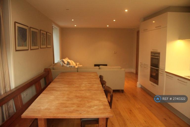 2 bedroom flat in Brooklands Avenue, Cambridge, CB2 (2 bed) (#2740322)