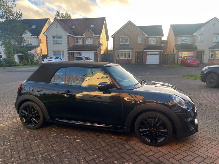 Mini, CONVERTIBLE, Convertible sport (factory fitted JCW aero kit) 2019, Manual, 1499 (cc), 3 doors