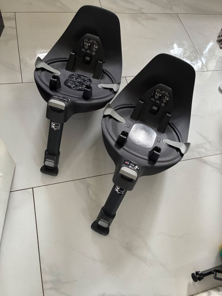 Bugaboo 360 ISOFIX by Nuns car seat base x2 Donkey 