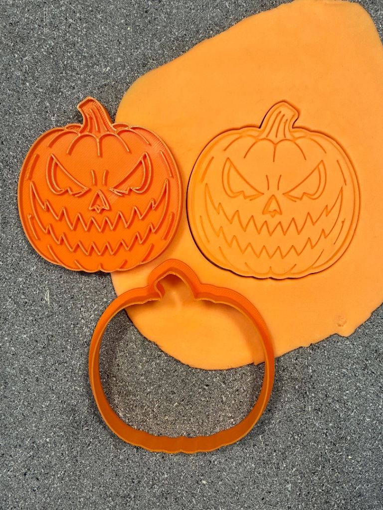 Halloween Evil Pumpkin Cookie Cutter & Embosser | 75mm x 70mm | Jack O’ Lantern Biscuit Cutter