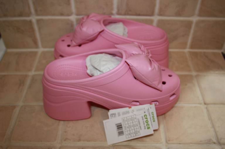 Crocs Siren Bow Clog in Pink Tweed  210000-6WY - UK Womens Size 7 210000-6WY