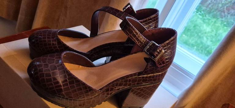 New womens shoes