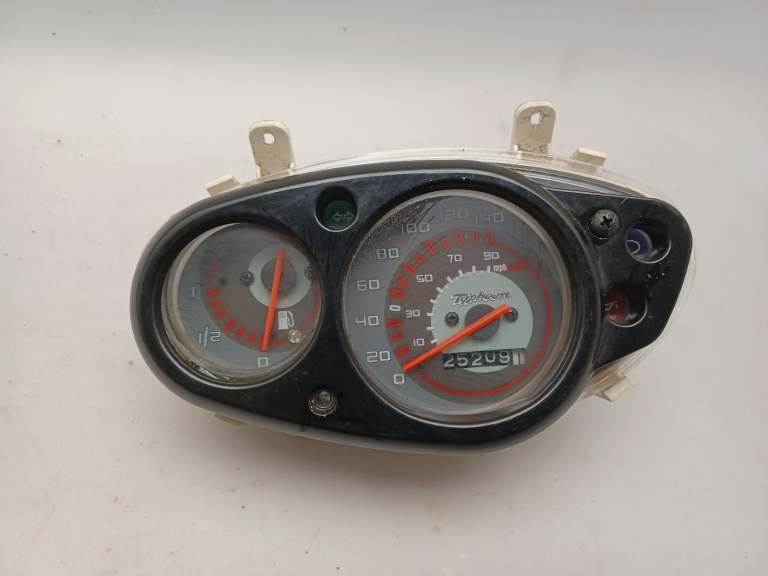 Piaggio Typhoon 125 Speedometer Instrument Cluster 2015 0.1l Petrol