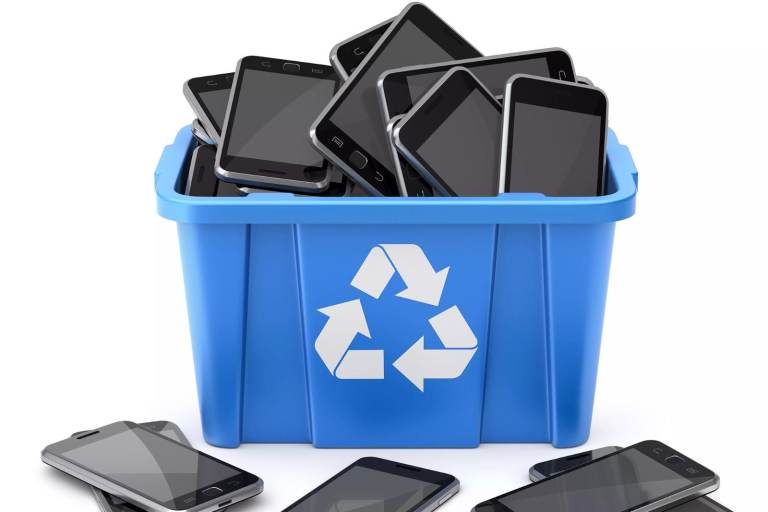 Wanted: Unwanted Apple Iphones, Samsung and Laptops.