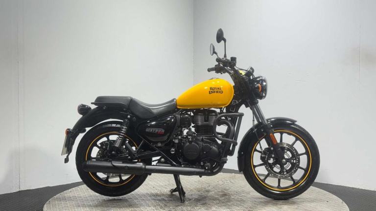 Royal Enfield Meteor 2022 10K GREAT CONDITION, 1 OWNER, NEW MOT, 350CC CRUISER B