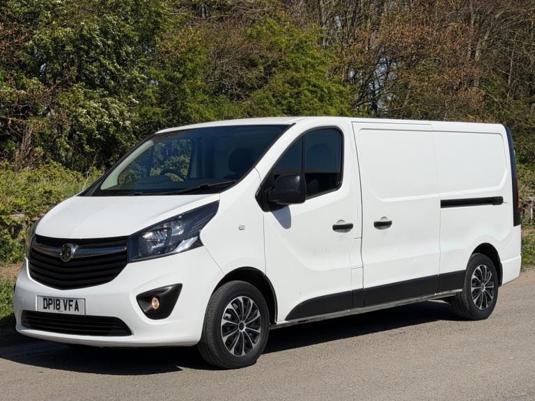 2018 VAUXHALL VIVARO 2900 SPORTIVE CDTI L2H1 LWB EURO 6 ULEZ COMPLIANT 