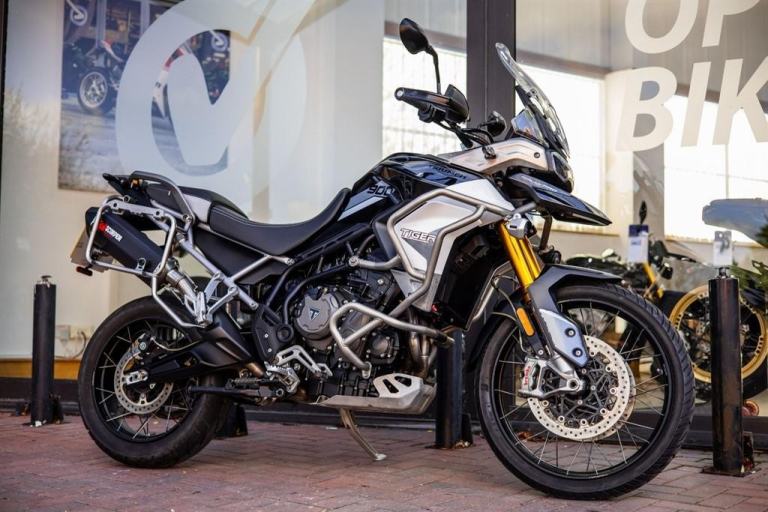 Triumph Tiger 900 RALLY PRO ! SCORPION ! EXTRAS ! STUNNING