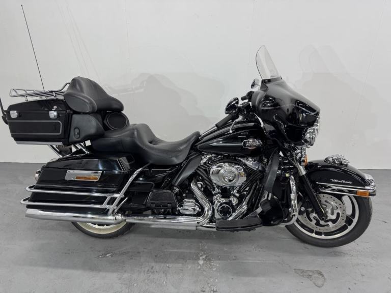 HARLEY DAVIDSON FLHTCU ELECTRA GLIDE UC [Phone number removed]