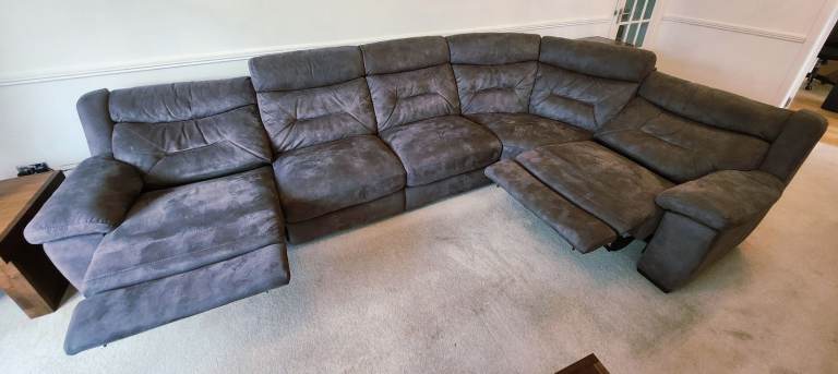 DFS Ronan Sofa