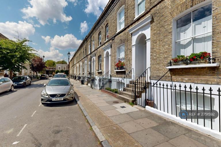 1 bedroom flat in Fielding Street, London, SE17 (1 bed) (#2751592)