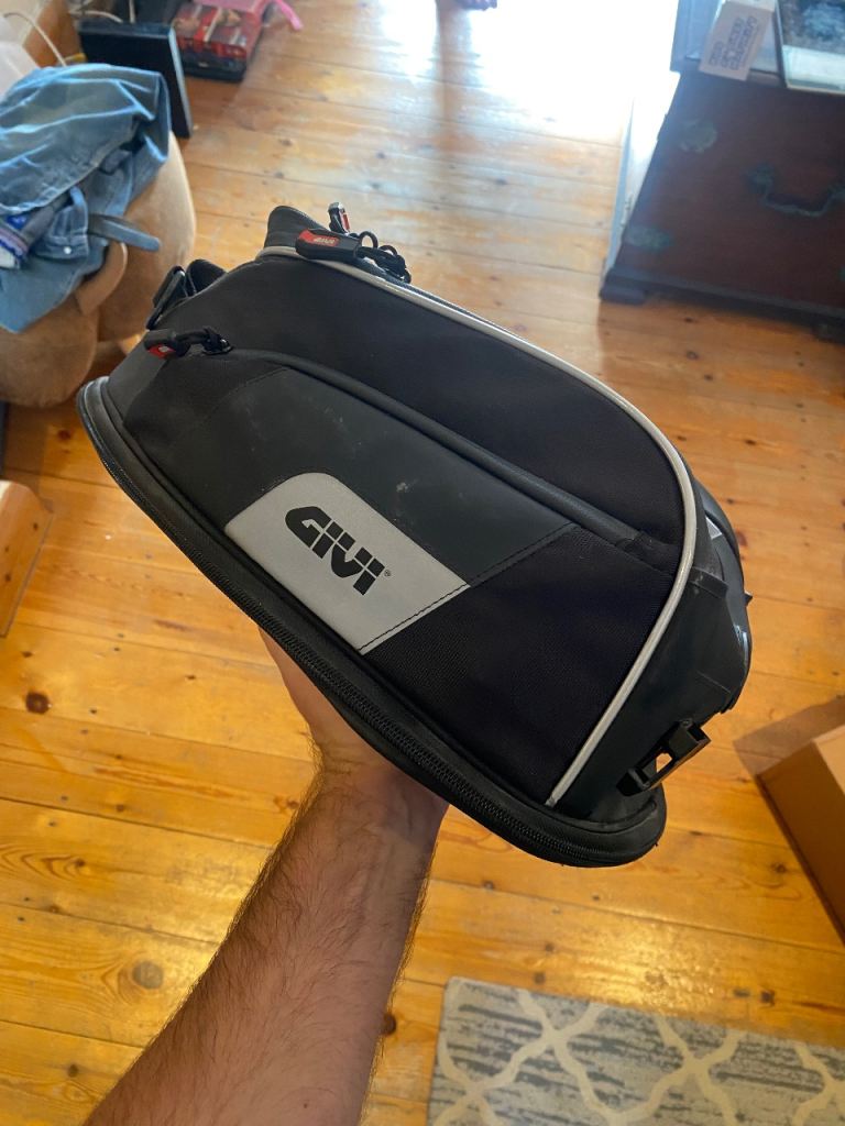 GIVI tank bag
