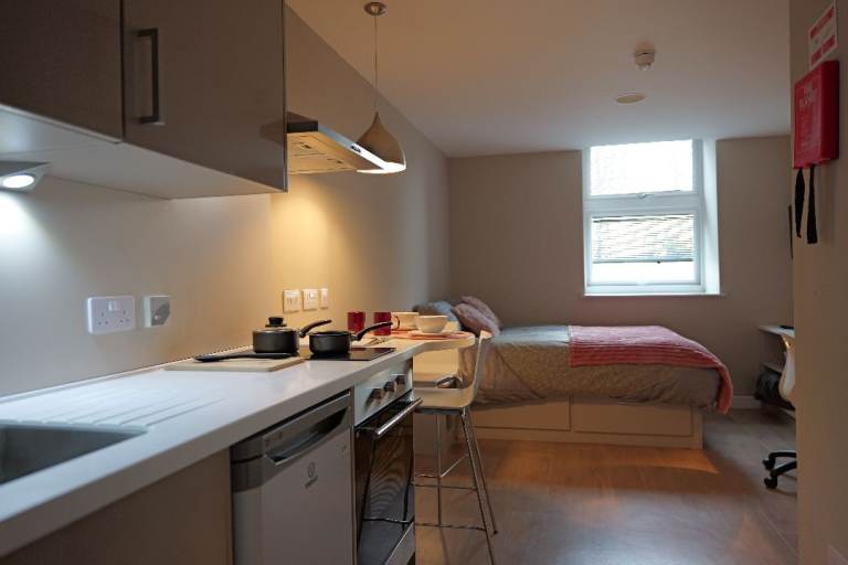 Studio Apartment in Tyne Bridge Studios