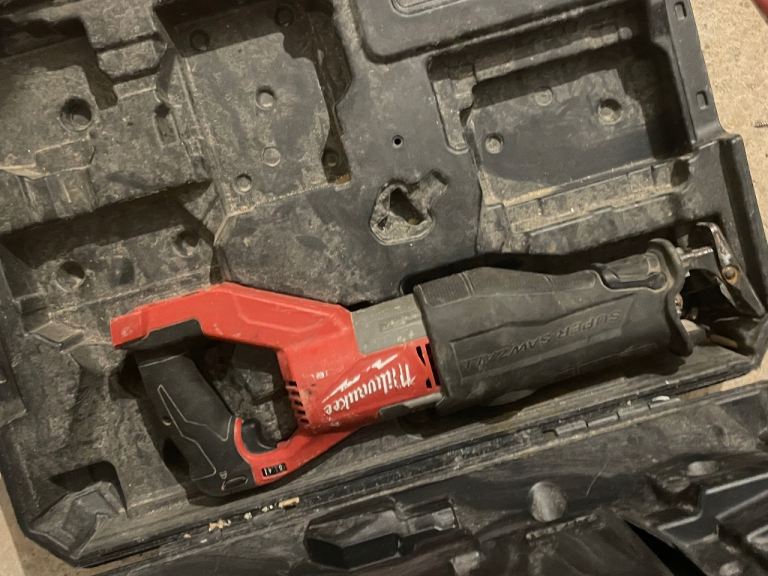 Milwaukee Reciprocating Saw with Case – Fair Condition