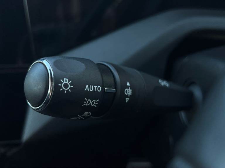 2023 Peugeot 308 1.2 PureTech Allure Premium 5dr EAT8 HATCHBACK PETROL Automatic