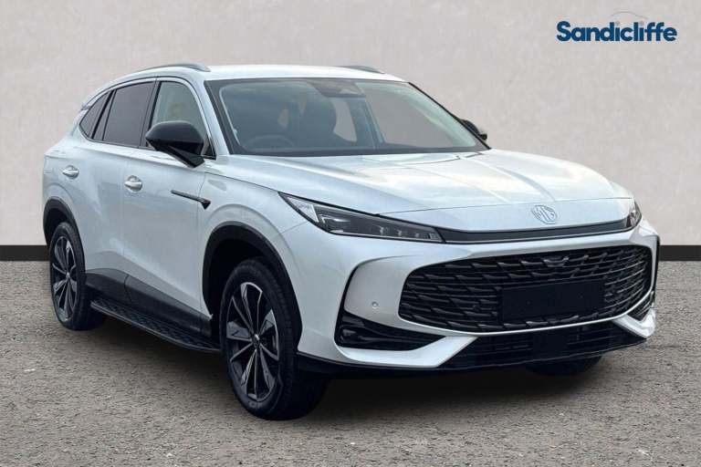 2025 MG MG HS 106289 Hatchback PETROL/ELECTRIC Automatic