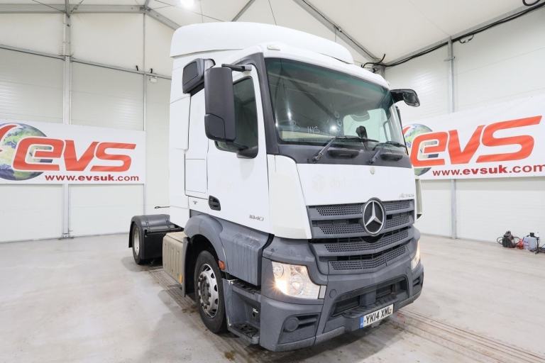 2014 (14 PLATE) Mercedes Benz ACTROS 1840 4x2 Euro 6 Tractor Units
