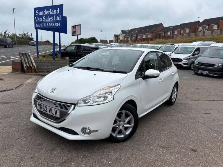 2013 Peugeot 208 1.4 e-HDi Active EGC Euro 5 (s/s) 5dr Hatchback Diesel Automatic