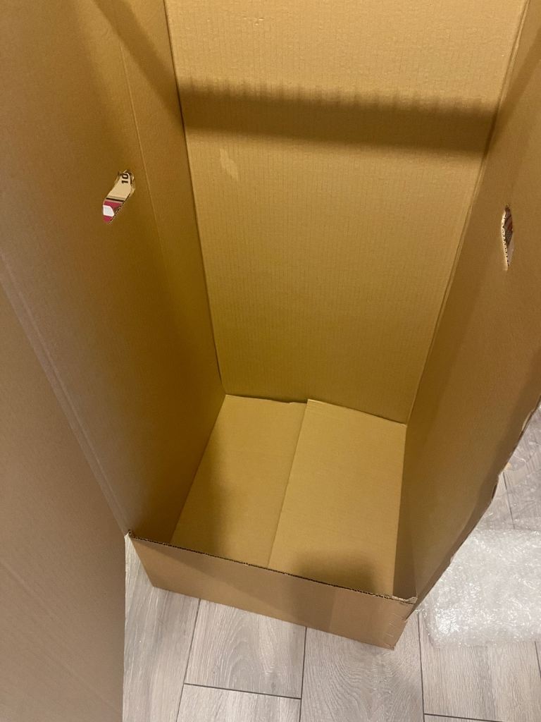 5 Wardrobe Moving Boxes with 5 rails