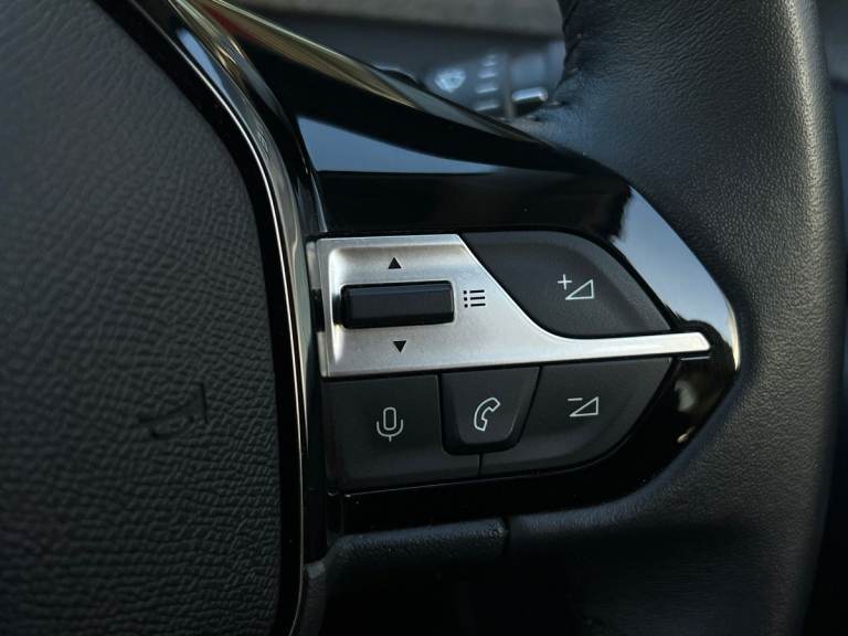 2023 Peugeot 308 1.2 PureTech Allure Premium 5dr EAT8 HATCHBACK PETROL Automatic