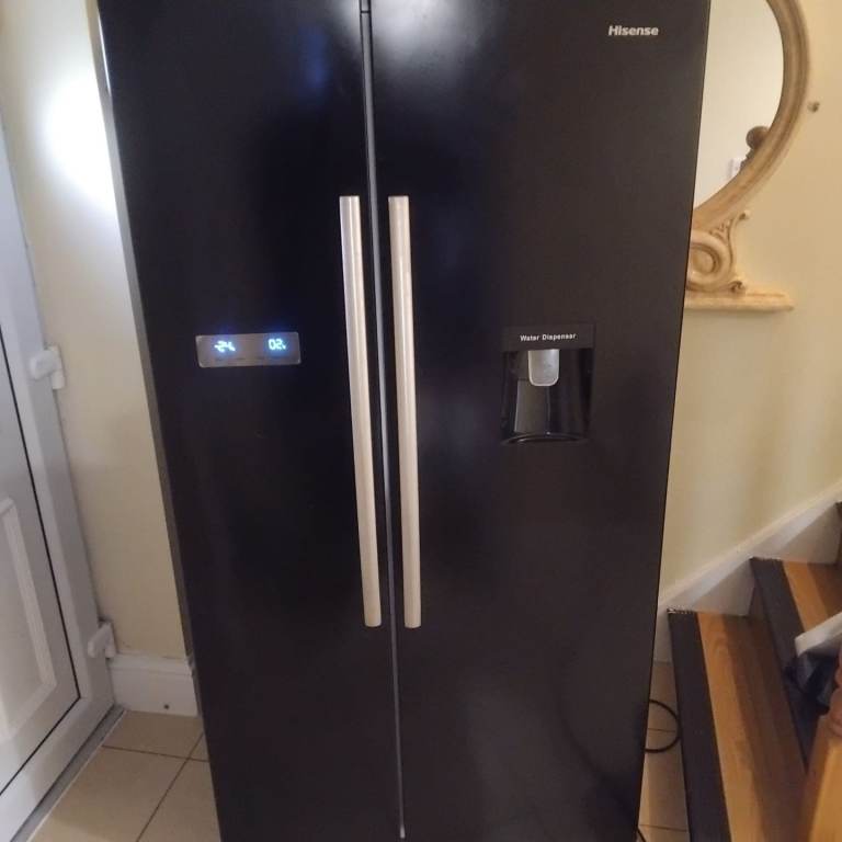 Hisense fridge freezer 
