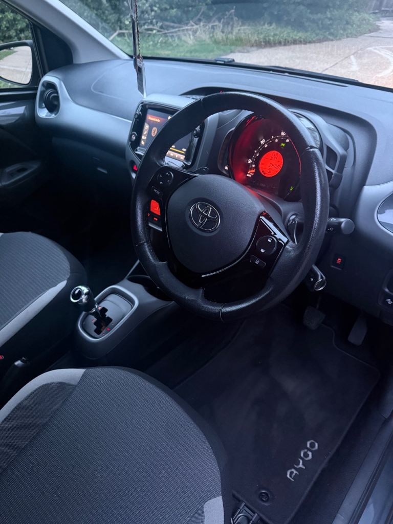 Toyota, AYGO, Hatchback, 2020, Semi-Auto, 998 (cc), 5 doors