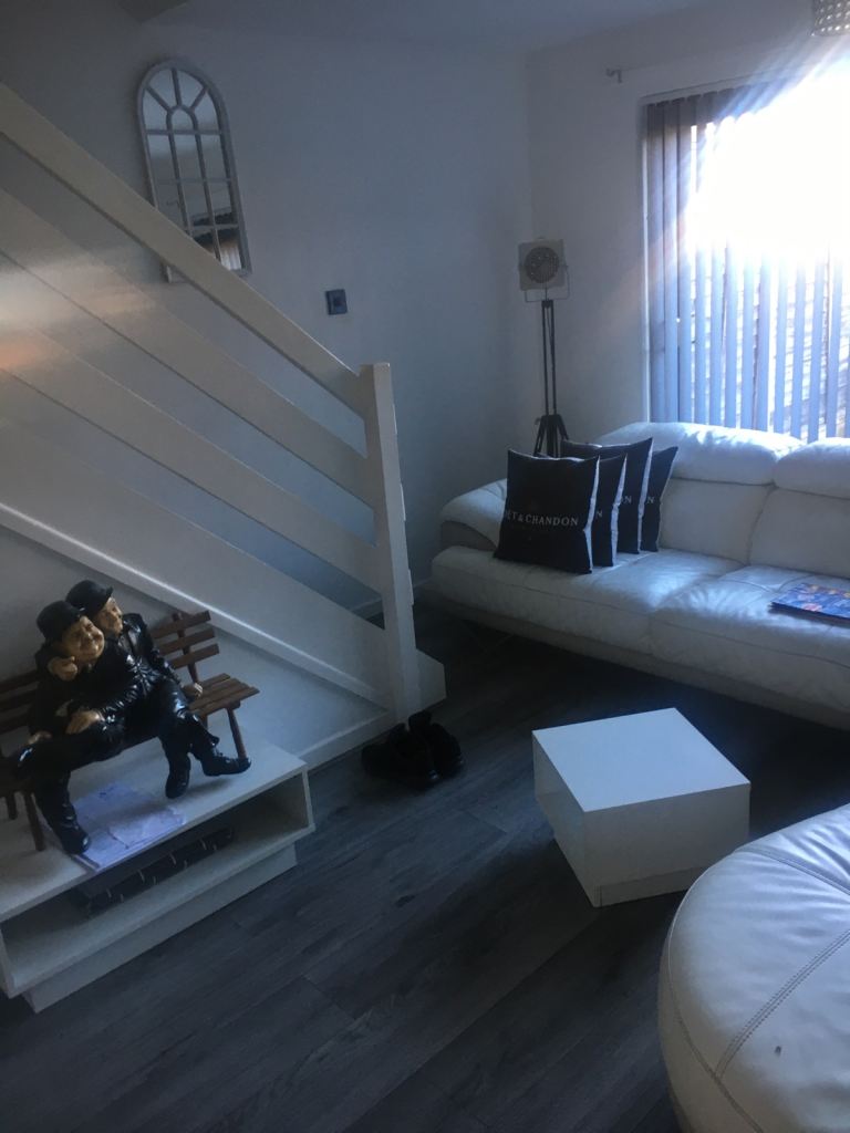 Room available for single female 