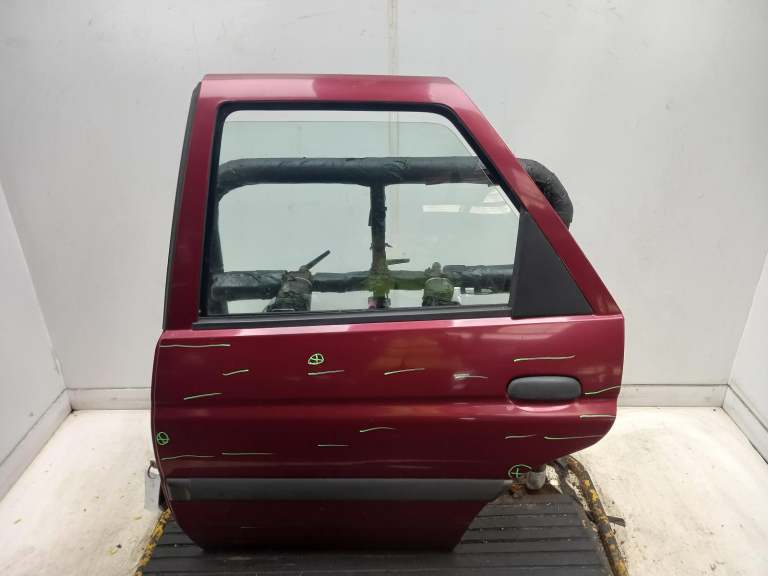 Ford Escort Left Rear Door N/S 1995-2000 5 Door Hatchback 1055098