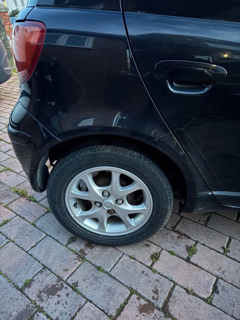 Toyota, YARIS, Hatchback, 2005, Manual, 1298 (cc), 5 doors