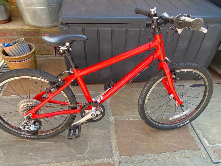 Isla Beinn 20L (Red) 