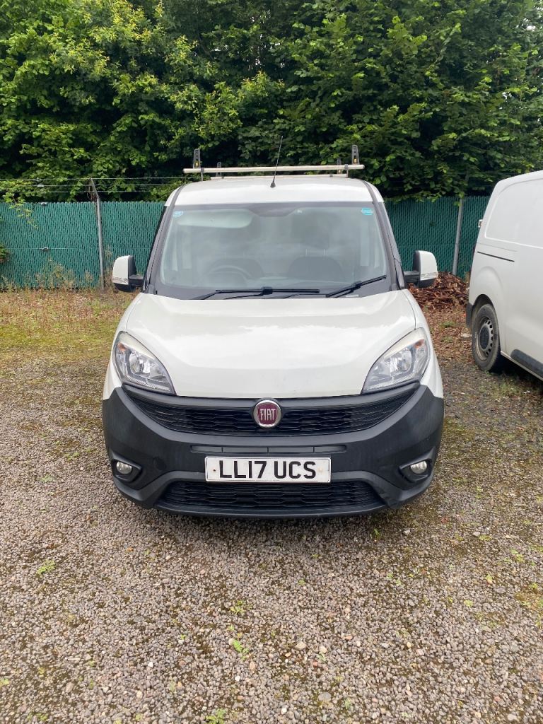 Fiat, DOBLO, Panel Van, 2017, Manual, 1248 (cc) / New re-conditioned engine is included in sale 