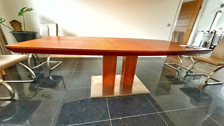 Luxury Dining Table & 6 chairs set