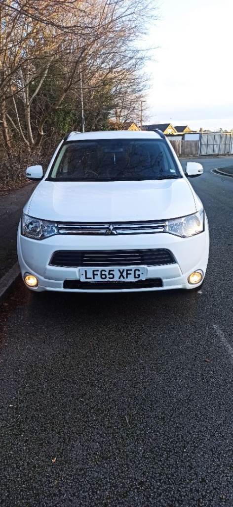 Mitsubishi, OUTLANDER, Estate, 2015, Other, 1998 (cc), 5 doors