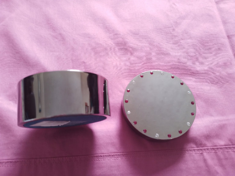 JEWELLERY - TRINKET BOX. Polished st.steel/diamante decorated lid. New, unused gift.