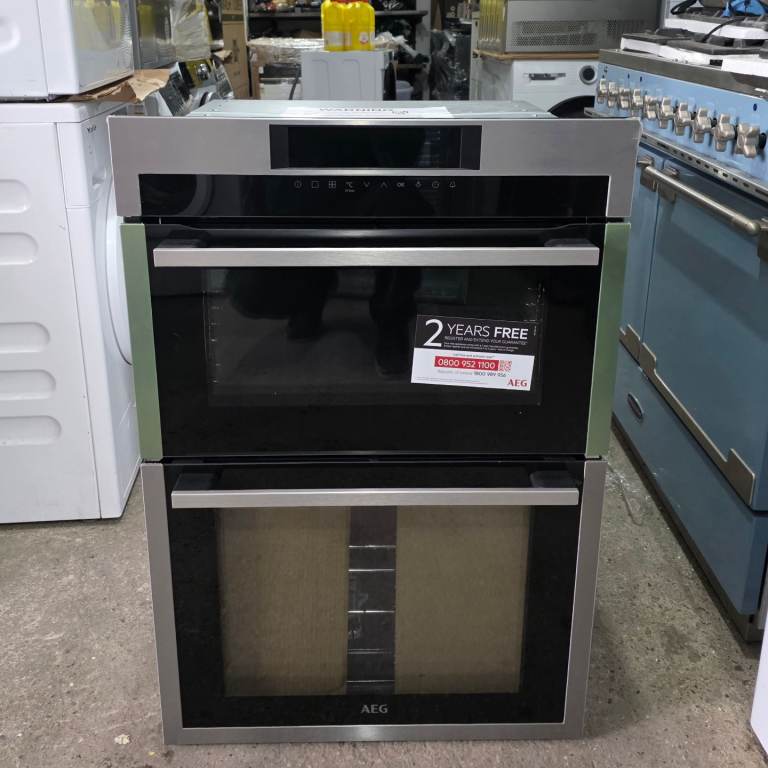 AEG 6000 Series Built-In Electric Double Oven £700rrp!